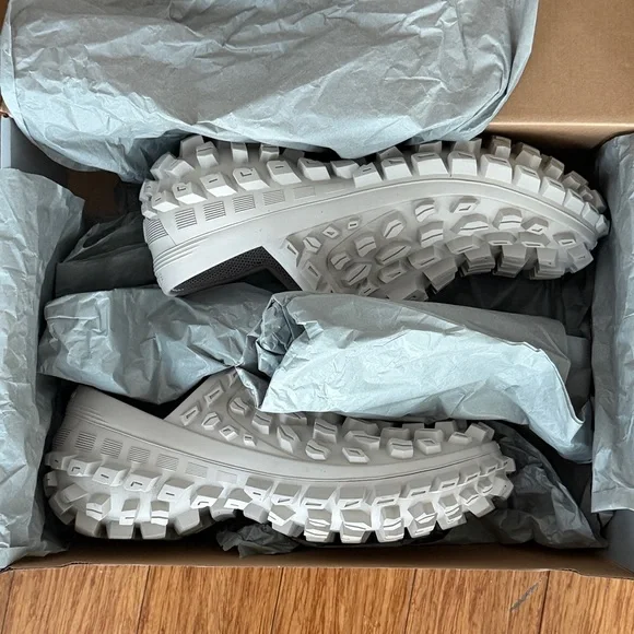 Balenciaga Defender Bouncer Rubber Clog, Monocolor Beige, IT42 / US9 - Picture 8 of 9